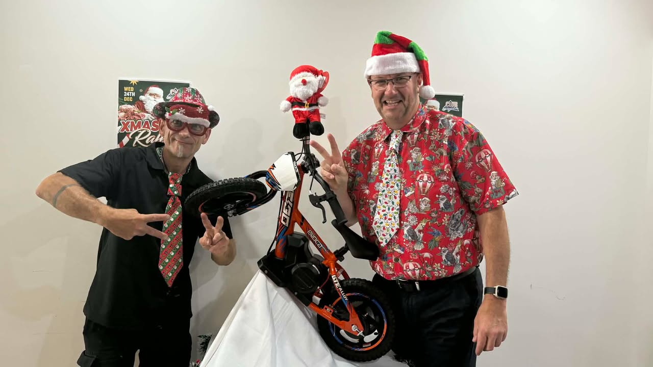 Featured image for “Frank and Brett couldn’t resist showing off this ripper prize!”